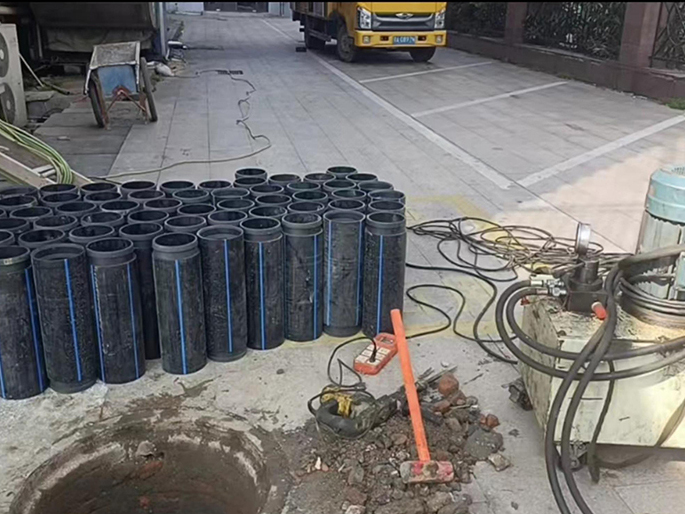 白银PE置换管厂家 DN315置换管 非开挖管短管置换